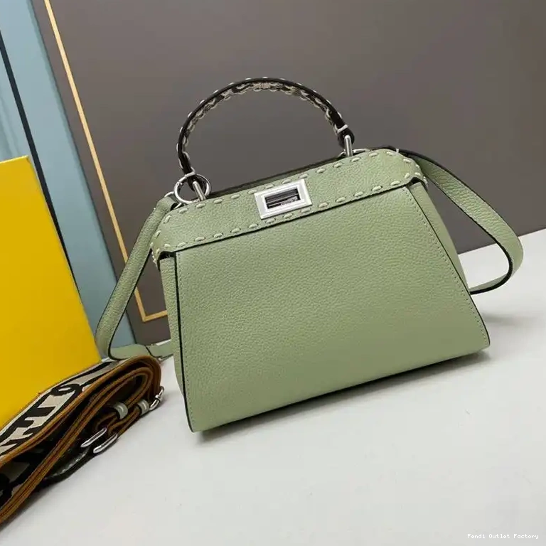 Vintage HOT Iconic Calf Leather Green Stitching Mini In Peekaboo Bag Fendi 0604
